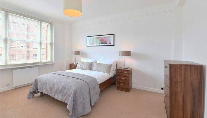 1 Bedroom Flat To Rent In Hill Street, Mayfair, London, W1J