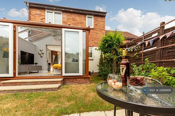 1 Bedroom Semi-Detached House To Rent In Chalkdown, Stevenage, SG2