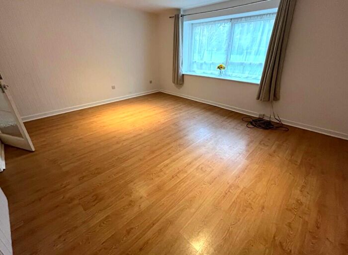 2 Bedroom Apartment To Rent In Ashworth Court, Preston, PR1