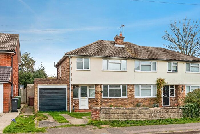 3 Bedroom Semi-Detached House For Sale In South Avenue, Abingdon, Oxfordshire, OX14