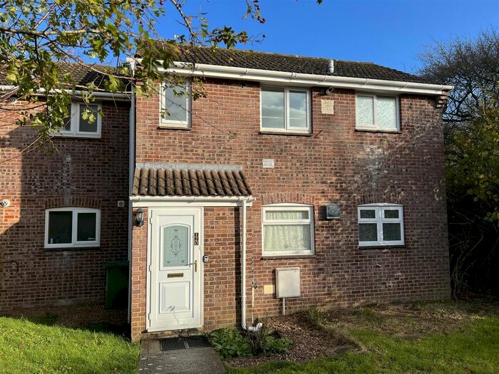 1 Bedroom Flat To Rent In Alderton Way, Trowbridge, BA14