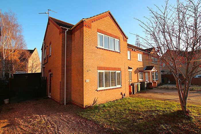 2 Bedroom End Terrace House For Sale In Sixfield Close, Lincoln, LN6