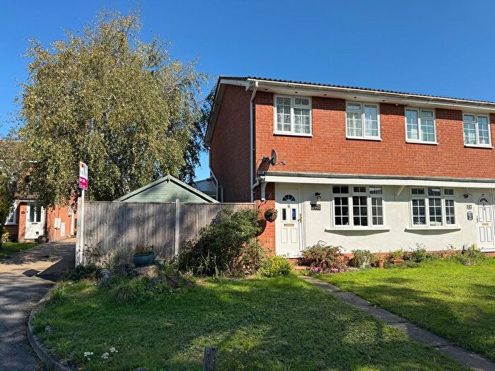 2 Bedroom Semi-Detached House For Sale In Quinnell Drive, Hailsham, BN27