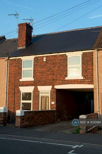 3 Bedroom Terraced House To Rent In Boughton Lane, Clowne, Chesterfield, S43
