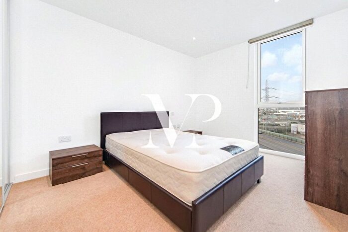 2 Bedroom Flat To Rent In Canning Town, Discovery Tower, London, E16