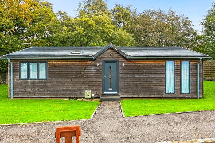 2 Bedroom Detached House For Sale In Hailsham Road, Pevensey, BN24