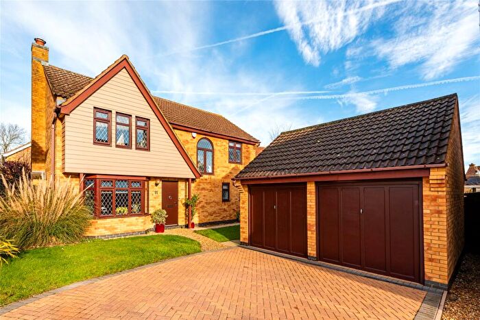 4 Bedroom Detached House For Sale In Hollow Wood, Olney, Buckinghamshire, MK46