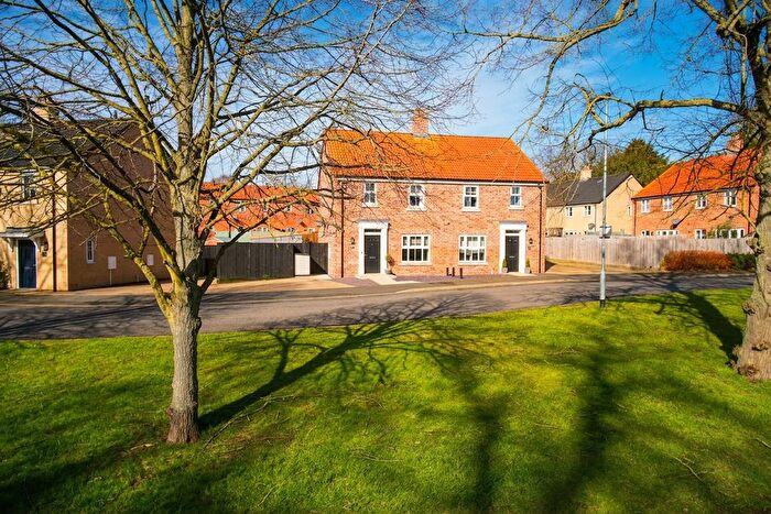 3 Bedroom Semi-Detached House For Sale In Old Hall Road, Little Plumstead, Norwich, NR13