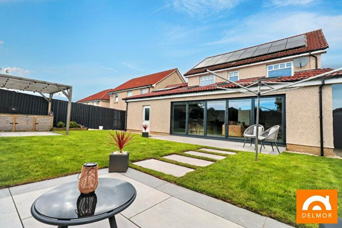 5 Bedroom Detached Villa For Sale In Fernlea Drive, Windygates, KY8