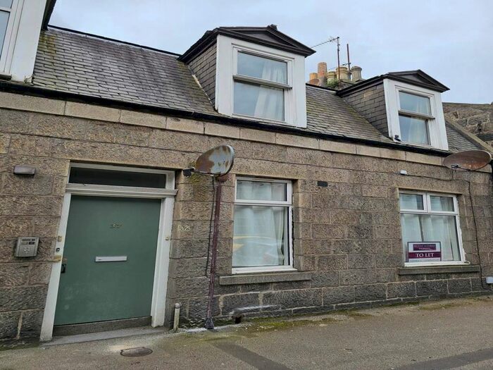 2 Bedroom Flat To Rent In Holland Street, Aberdeen, AB25