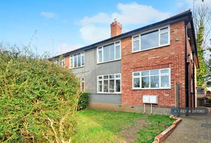 2 Bedroom Flat To Rent In Hammonds Lane, Great Warley, Brentwood, CM13