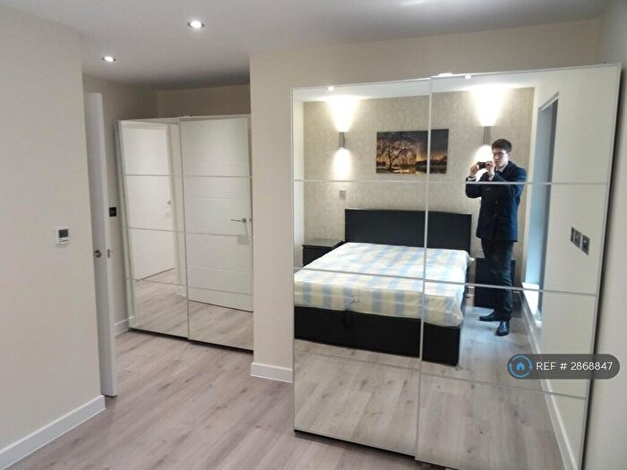 1 Bedroom Flat To Rent In Alpha Court, Harrow, HA1