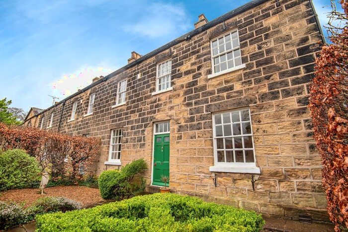 4 Bedroom End Of Terrace House For Sale In Barnsley Road, Ackworth, Pontefract, WF7