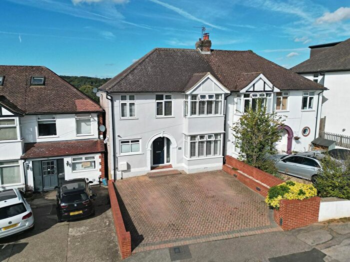 4 Bedroom Semi-Detached House For Sale In Chambersbury Lane, Hemel Hempstead, HP3