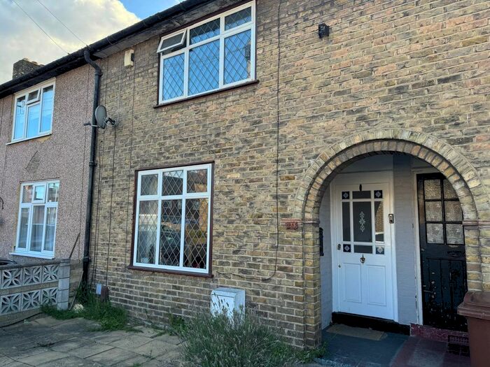2 Bedroom Terraced House To Rent In Grafton Road, Dagenham, RM8
