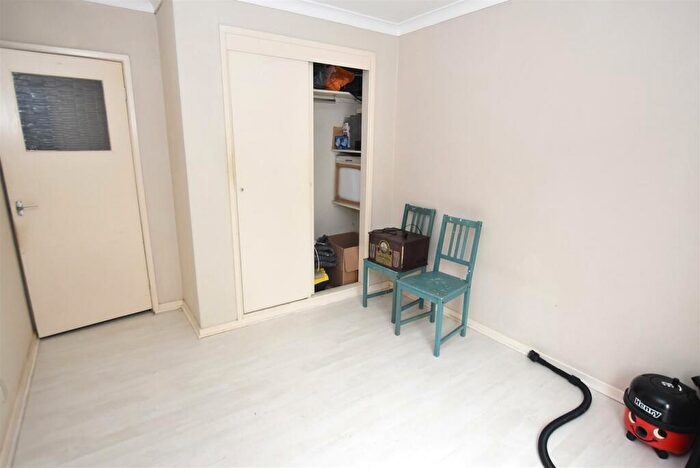 2 Bedroom Apartment For Sale In Westminster Court, Bidston Road, Oxton, CH43