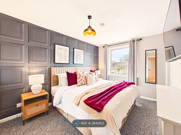 5 Bedroom Terraced House To Rent In Lincoln Close, Tewkesbury, GL20