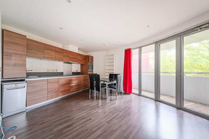 1 Bedroom Flat For Sale In Barking Road, London, E16