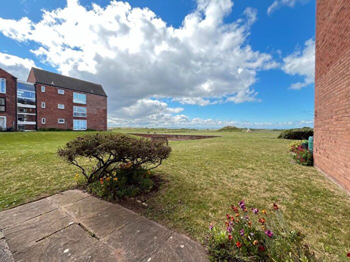 3 Bedroom Flat For Sale In Blundellsands Road West, Liverpool, L23