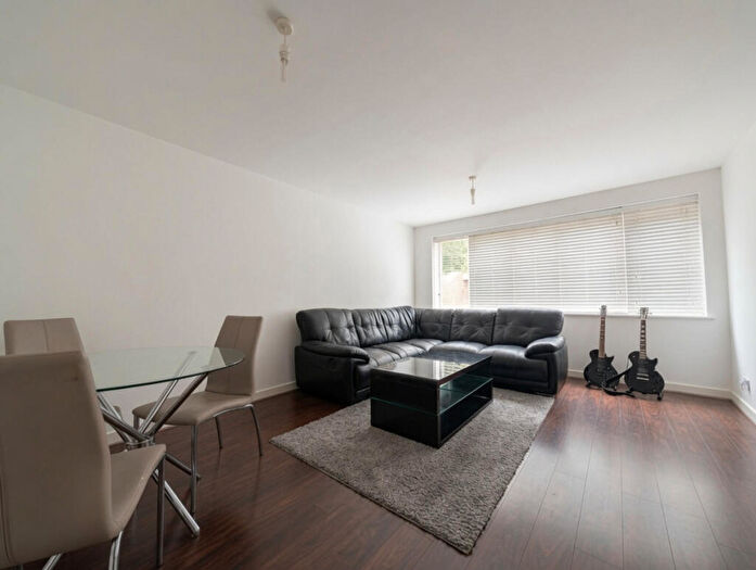 1 Bedroom Apartment To Rent In The Mint, Mint Drive, Hockley, B18