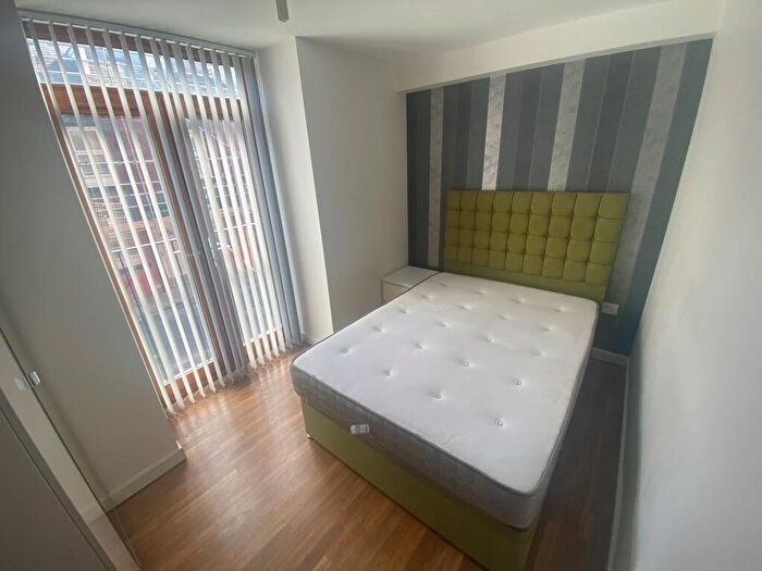 1 Bedroom Apartment To Rent In Flat Bexley Hall Armley, LS12