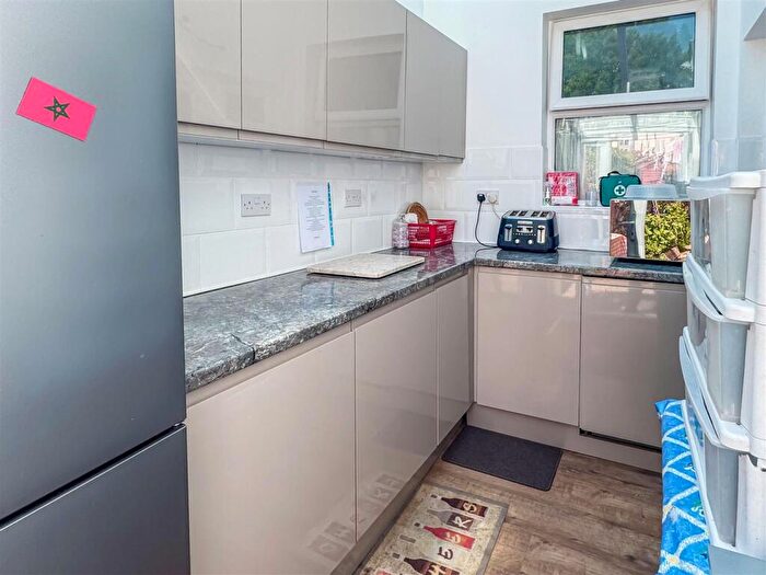 3 Bedroom Terraced House For Sale In River Road., Littlehampton, BN17