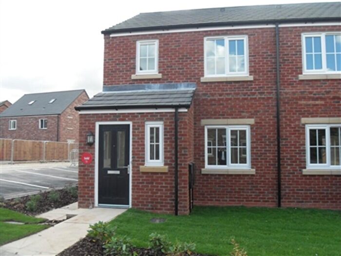 3 Bedroom End Of Terrace House To Rent In Aspen Way, Beverley, East Yorkshire, HU17