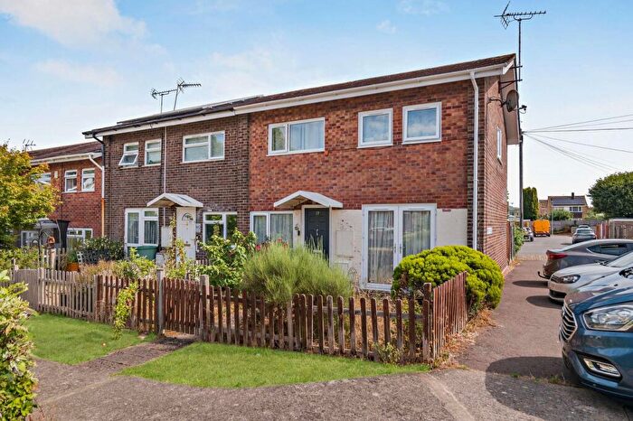 3 Bedroom Terraced House For Sale In Moor End Spout, Nailsea, North Somerset, BS48