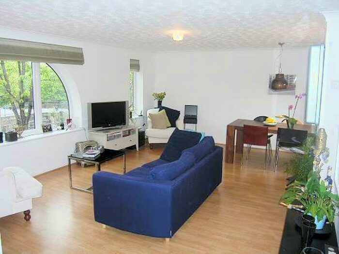 2 Bedroom Apartment To Rent In Spirit Quay, Wapping, E1W