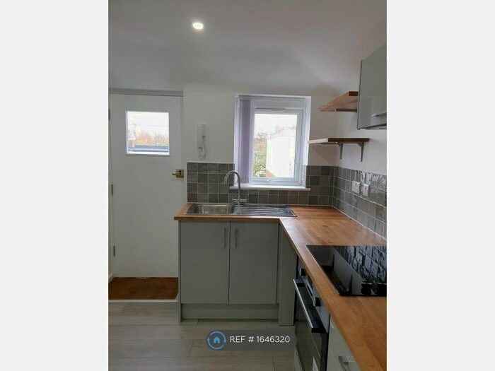 Studio To Rent In Palmerston Road, Southampton, SO14