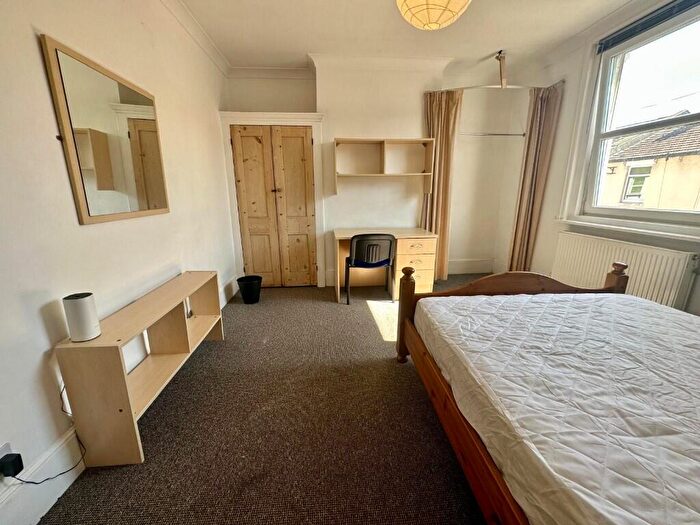 4 Bedroom Terraced House To Rent In Hudson Road, Southsea, Hampshire, PO5