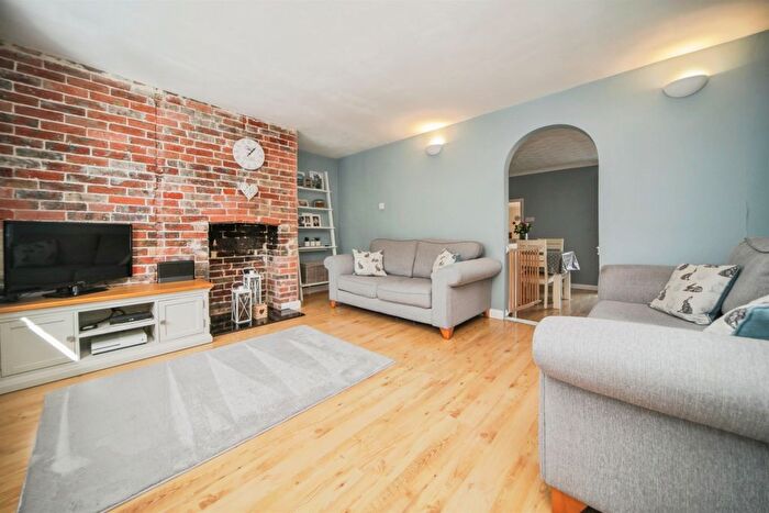 3 Bedroom Semi-detached House For Sale In Cardinalls Road, Stowmarket, IP14