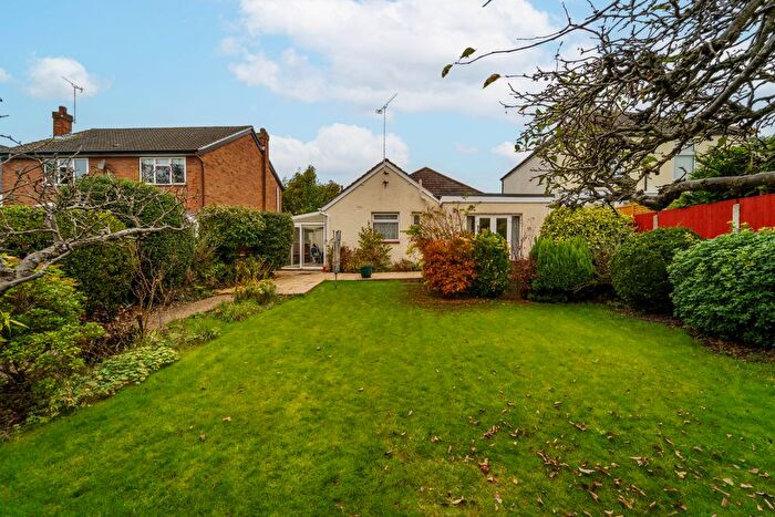 3 Bedroom Detached Bungalow For Sale In Princes Road, Ashford, TW15