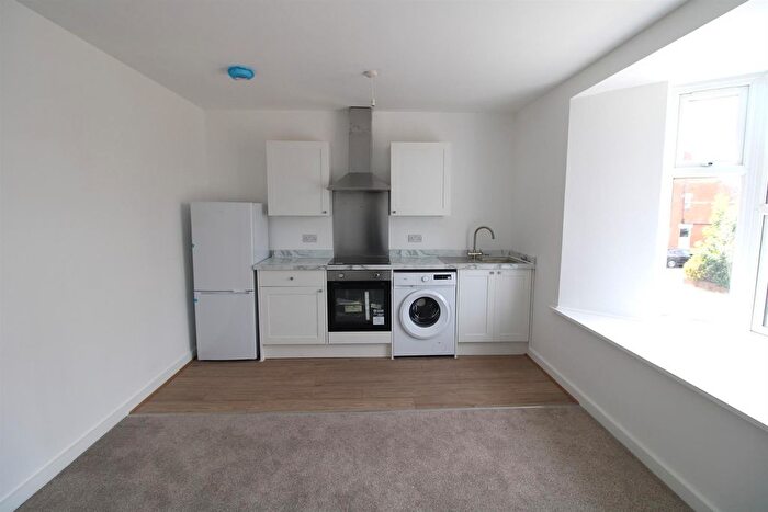 1 Bedroom Flat To Rent In Duke Street, Failsworth, M35