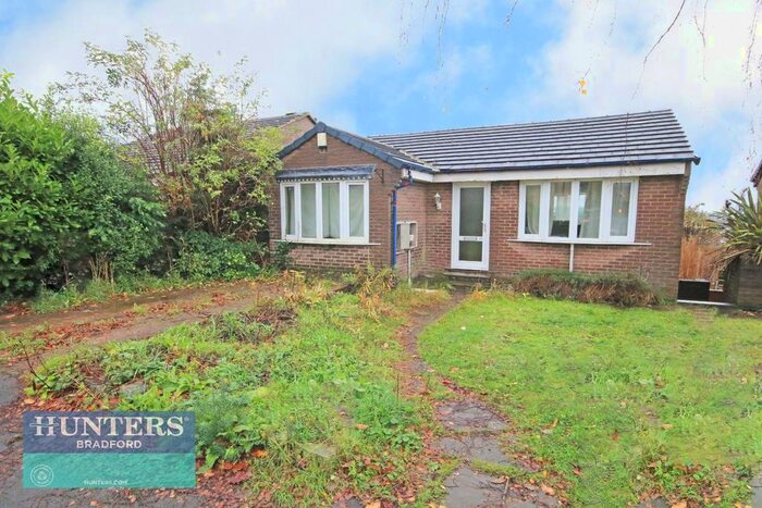 4 Bedroom Property To Rent In Lichfield Mount, Bradford, BD2