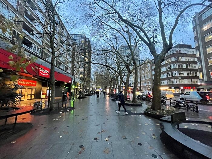 1 Bedroom Flat To Rent In Royley House, Old Street, London, Greater London, EC1V