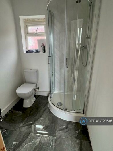 1 Bedroom Flat To Rent In Armley, Leeds, LS12