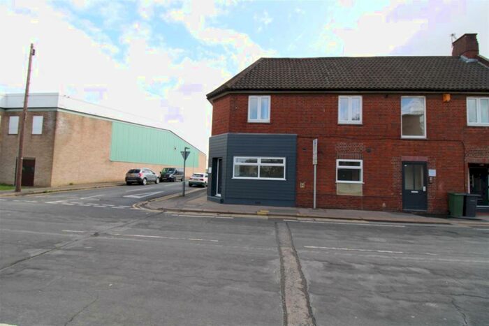 1 Bedroom Flat To Rent In Armada House, Montreal Road, Tilbury, Essex, RM18