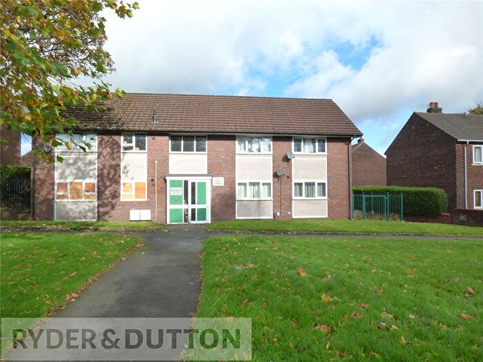 2 Bedroom Flat To Rent In Bury Street, Heywood, Greater Manchester, OL10