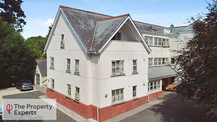 2 Bedroom Flat For Sale In Crapstone, Yelverton, PL20