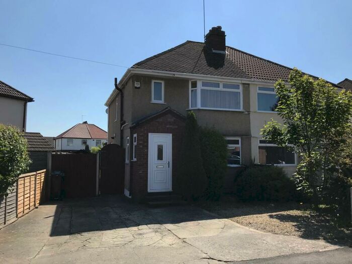 4 Bedroom Semi-Detached House To Rent In Rodney Crescent, Filton, Bristol, BS34
