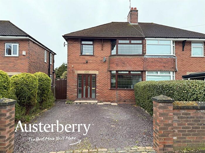 3 Bedroom Semi-Detached House For Sale In Trent Valley Road, Penkhull, Stoke-On-Trent, ST4