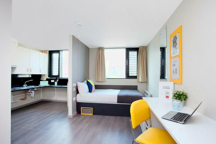 Flat To Rent In Olympic Way, HA9