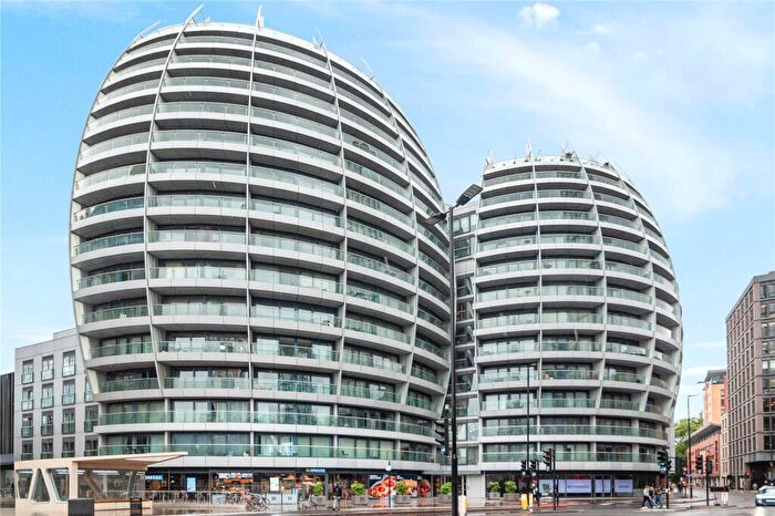 2 Bedroom Apartment For Sale In City Road, London, EC1Y