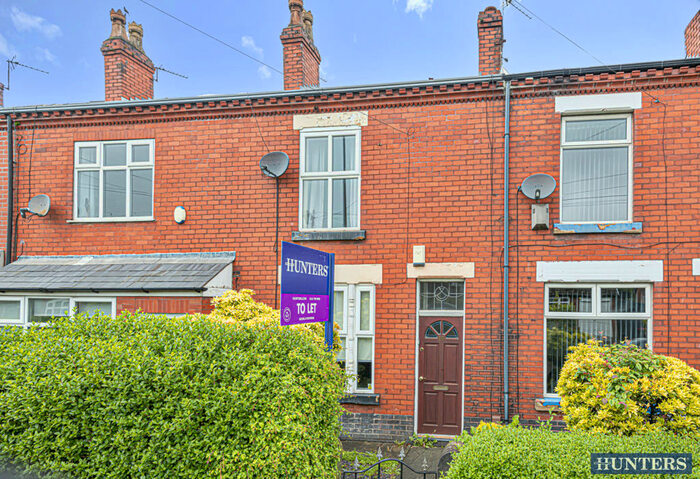 2 Bedroom Terraced House To Rent In Newearth Road, Worsley, Manchester, M28