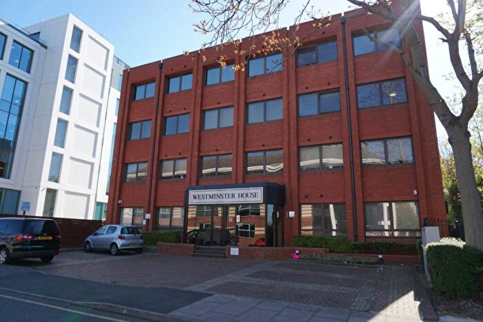 1 Bedroom Flat To Rent In Westminster House, SL1