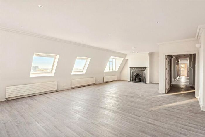 4 Bedroom Penthouse To Rent In Fitzjohn's House, Fitzjohn's Avenue, Hampstead, London, NW3