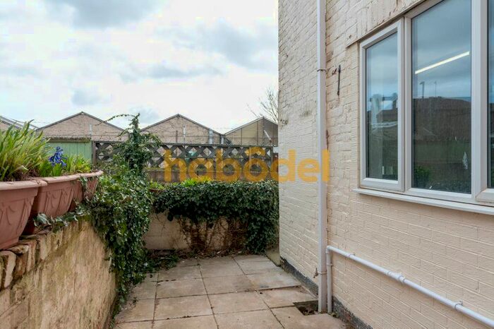 3 Bedroom Terraced House To Rent In Railway Crescent, Withernsea, HU19