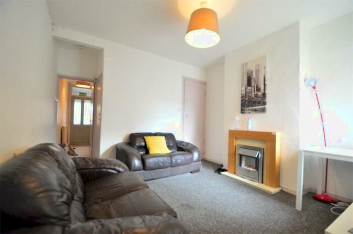 4 Bedroom End Of Terrace House To Rent In Student Property - Westminster Road Selly Oak, Birmingham, B29