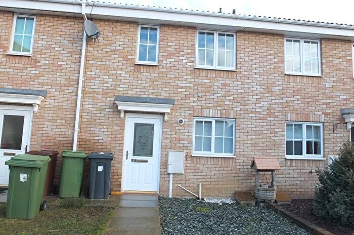 3 Bedroom Property To Rent In Leeds Close, Corby, NN18